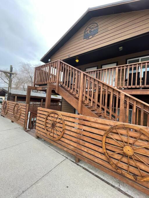 גרדינר Parkway Yellowstone Guest House Apartment #3 מראה חיצוני תמונה