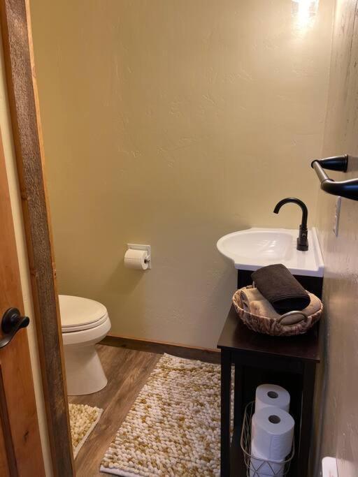 גרדינר Parkway Yellowstone Guest House Apartment #3 מראה חיצוני תמונה