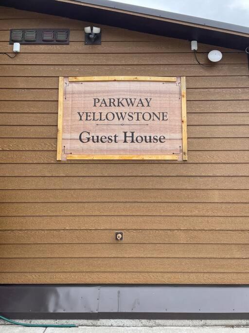 גרדינר Parkway Yellowstone Guest House Apartment #3 מראה חיצוני תמונה