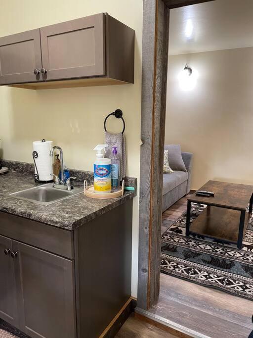 גרדינר Parkway Yellowstone Guest House Apartment #3 מראה חיצוני תמונה