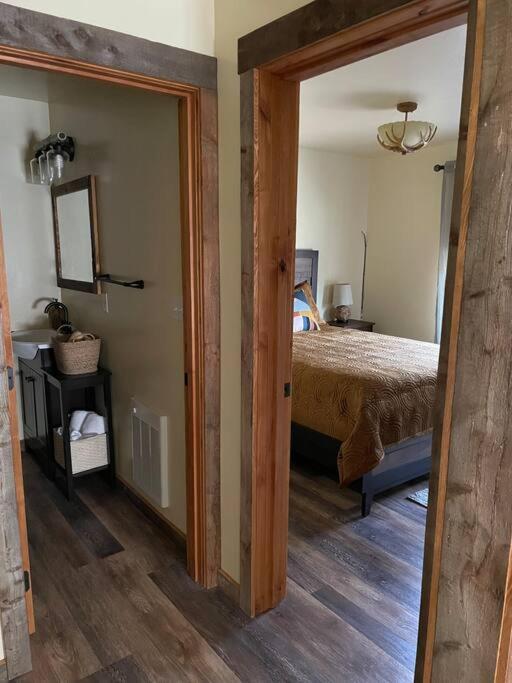 גרדינר Parkway Yellowstone Guest House Apartment #3 מראה חיצוני תמונה